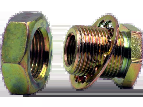 305465 | 1/4" NPTF Steel Bulkhead Coupling, 1.50" long