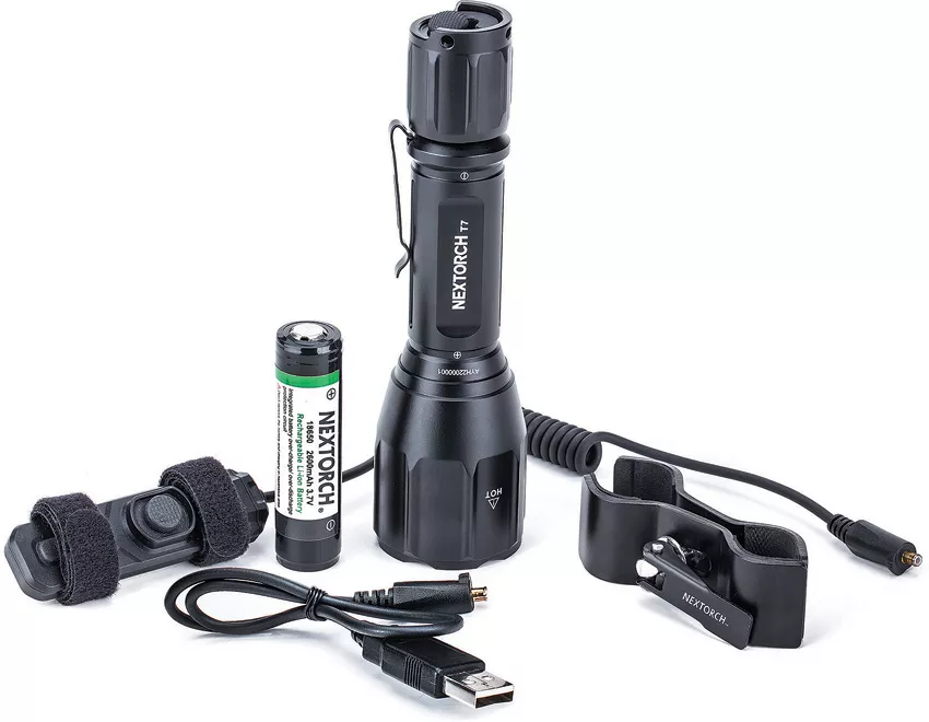 T7 Flashlight Hunting Set